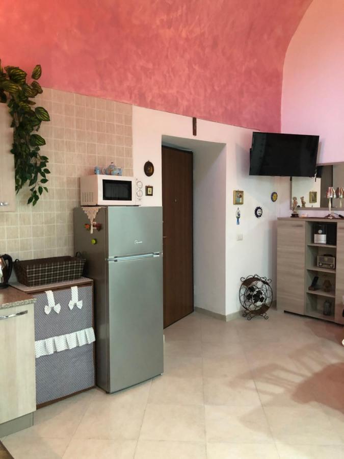 דירות Rosy Monolocale Nel Centro Storico Di Torre Annunziata Di Fronte Scavi Oplonti מראה חיצוני תמונה